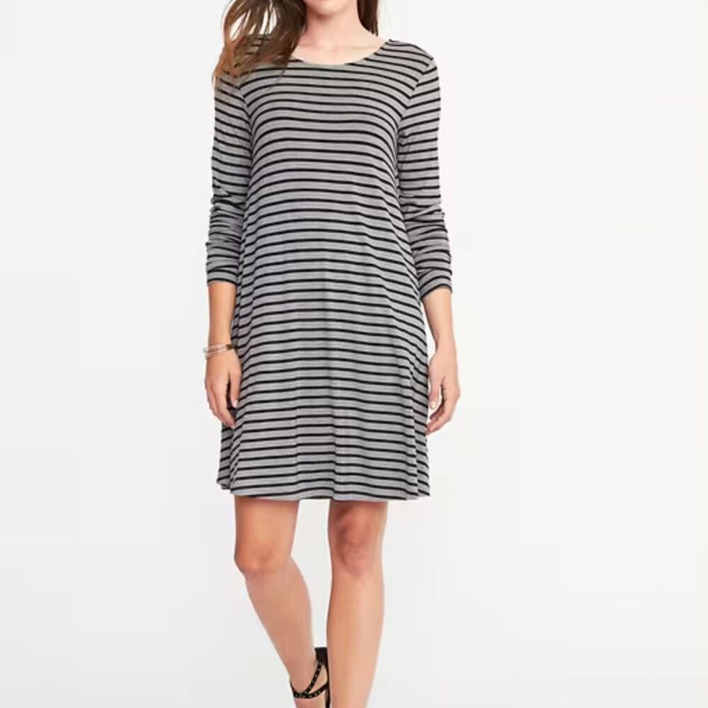 Old Navy Jersey-Knit Long Sleeve Stripe Swing Dress Women's Size Medium NWT